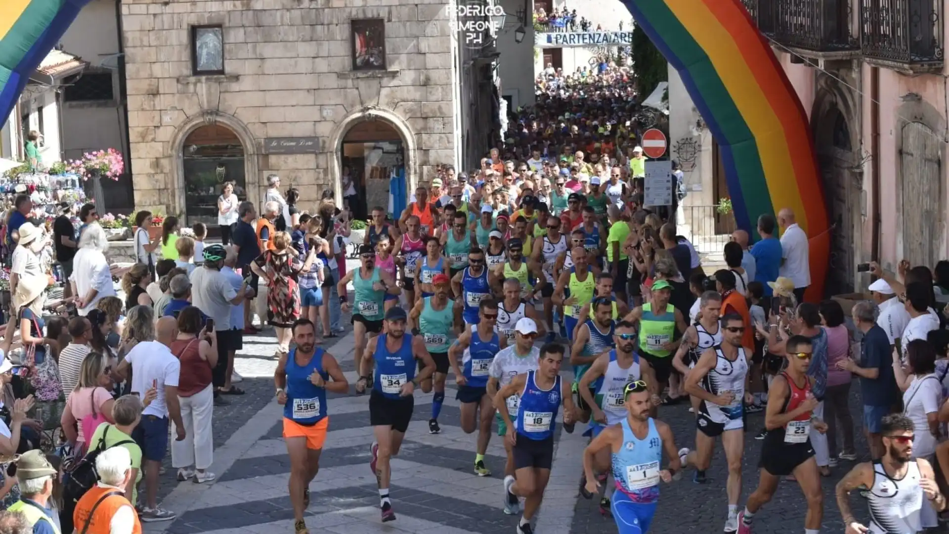 Pescocostanzo: una Tre Comuni da oltre 800 partecipanti. Liberatore: "Emozione unica. Grazie a tutti i partecipanti". Guarda il servizio