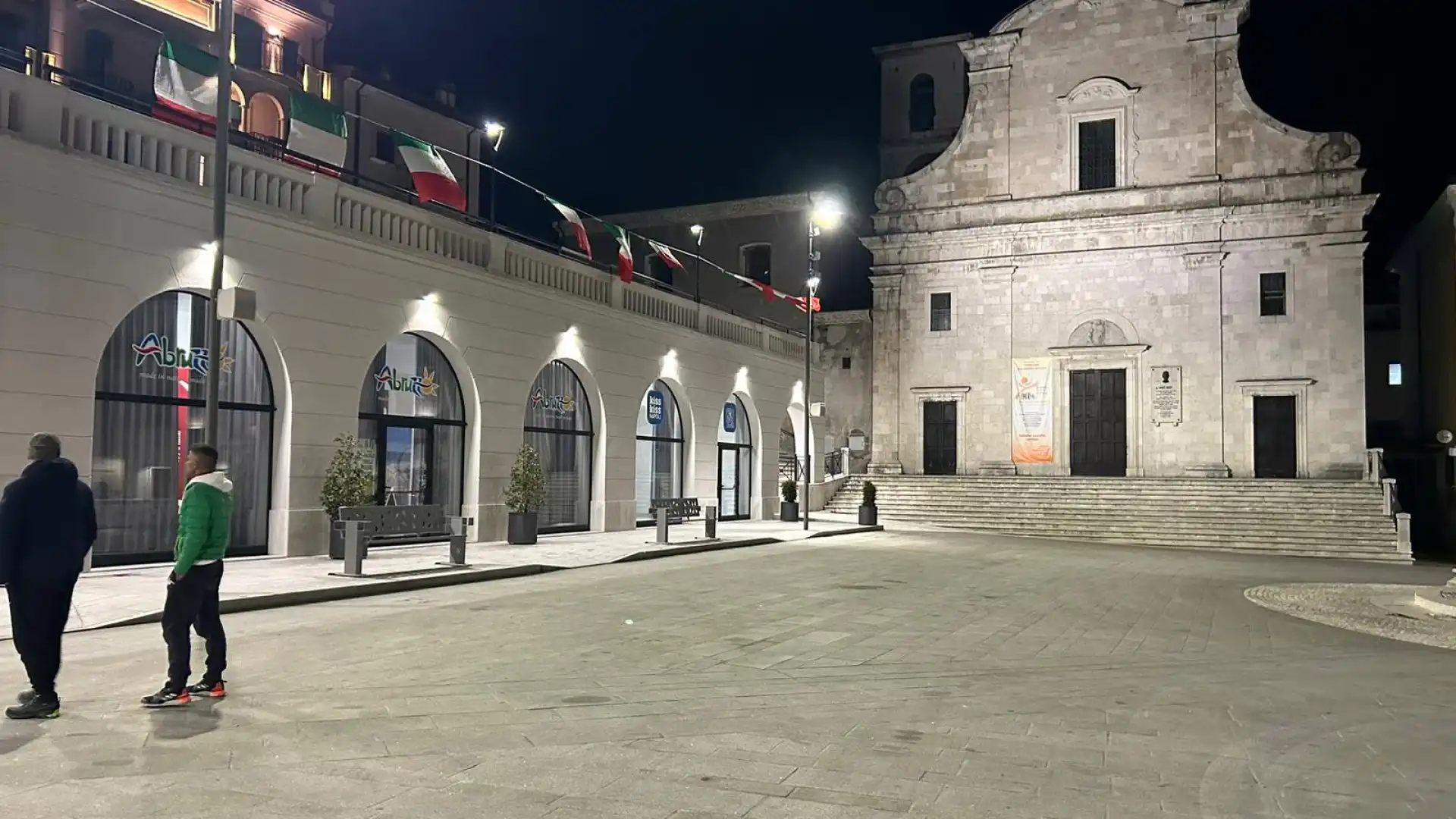 Anniversario della distruzione della città, domani l'incontro con lo storico Paolo Mieli. Alpini al lavoro per gli allestimenti.