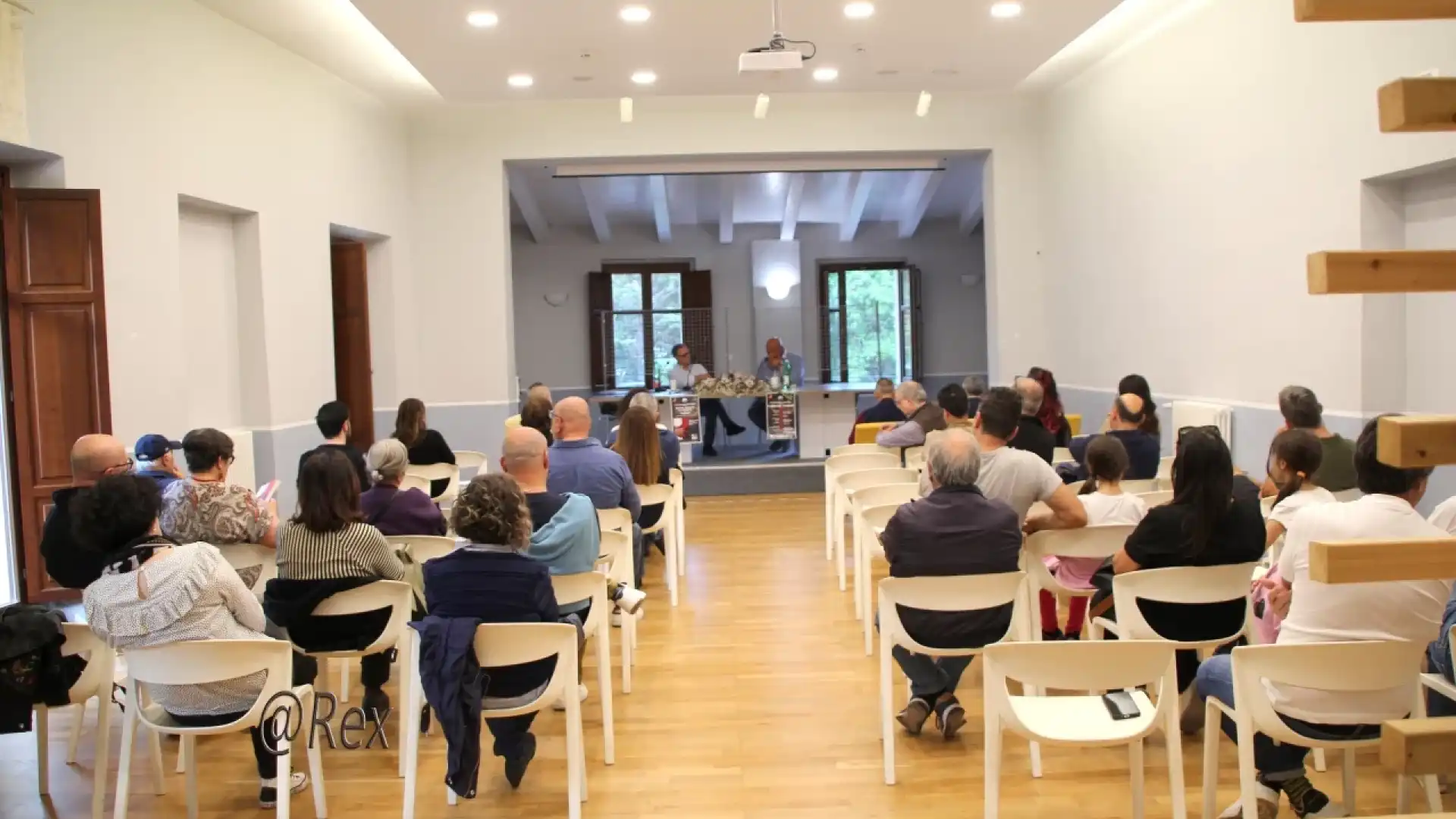 Venafro: presentato alla Palazzina Liberty il nuovo libro di Antonello Caporale e Salvatore Merlo.