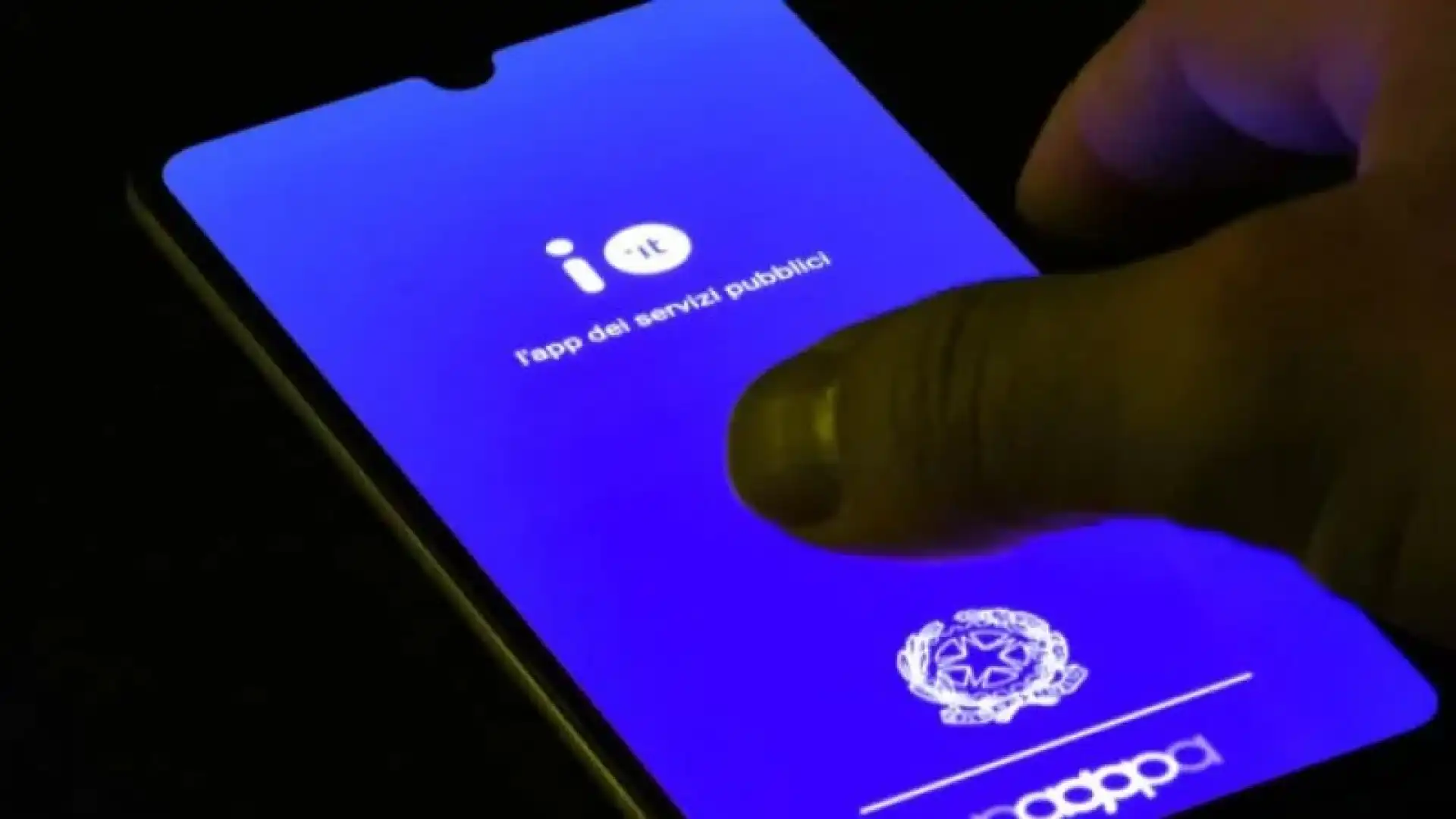 It Wallet, da luglio patente e tessera sanitaria nel portafoglio digitale con l'App IO