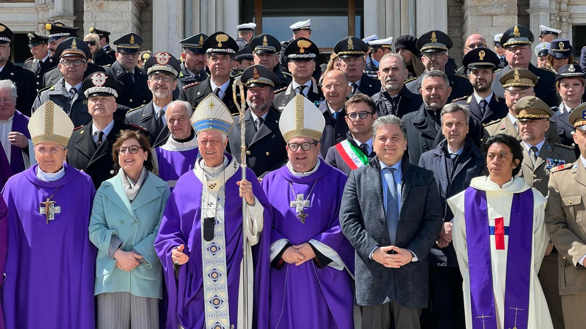 Isernia: celebrato ieri presso la Basilica di Castelpetroso il Giubileo delle  Forze Armate, di Polizia e Sicurezza