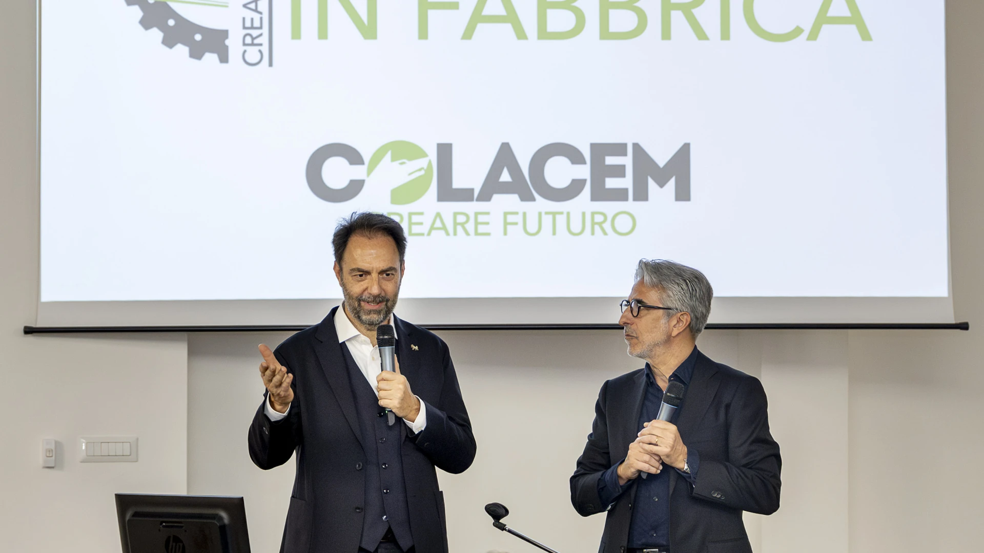 Colacem inaugura la “Biblioteca in Fabbrica” con Neri Marcore’ come ospite d’onore.