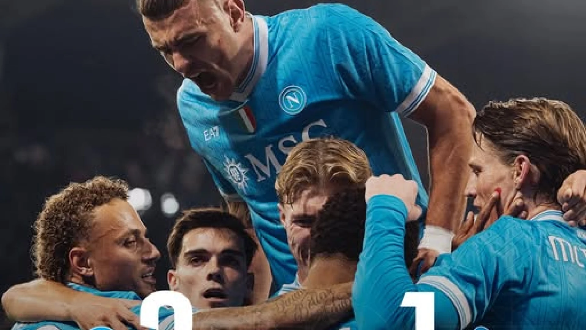 Il Napoli rialza la voce: tris all’Atalanta e stadio in festa