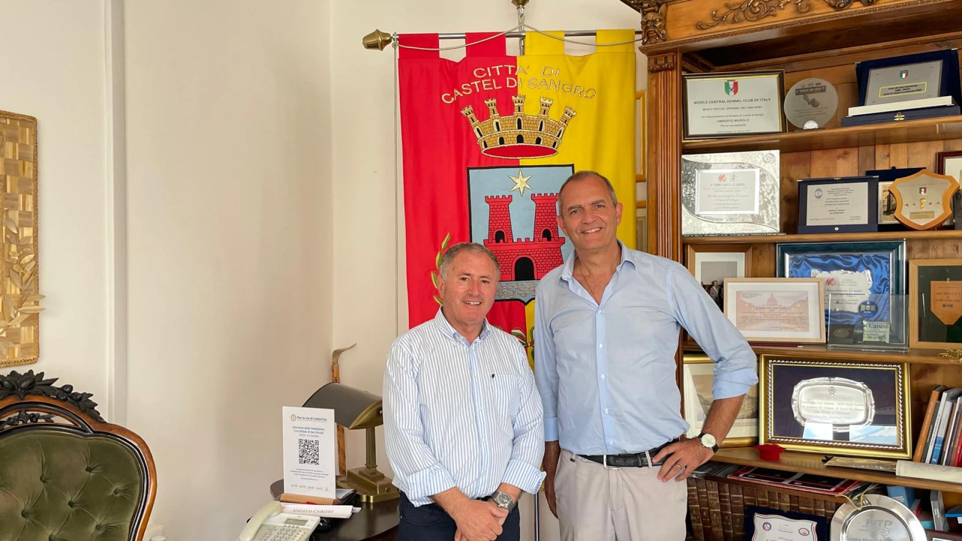 Castel Di Sangro:  De Magistris accolto dal Sindaco Caruso. La visita dell'ex sindaco di Napoli in città.
