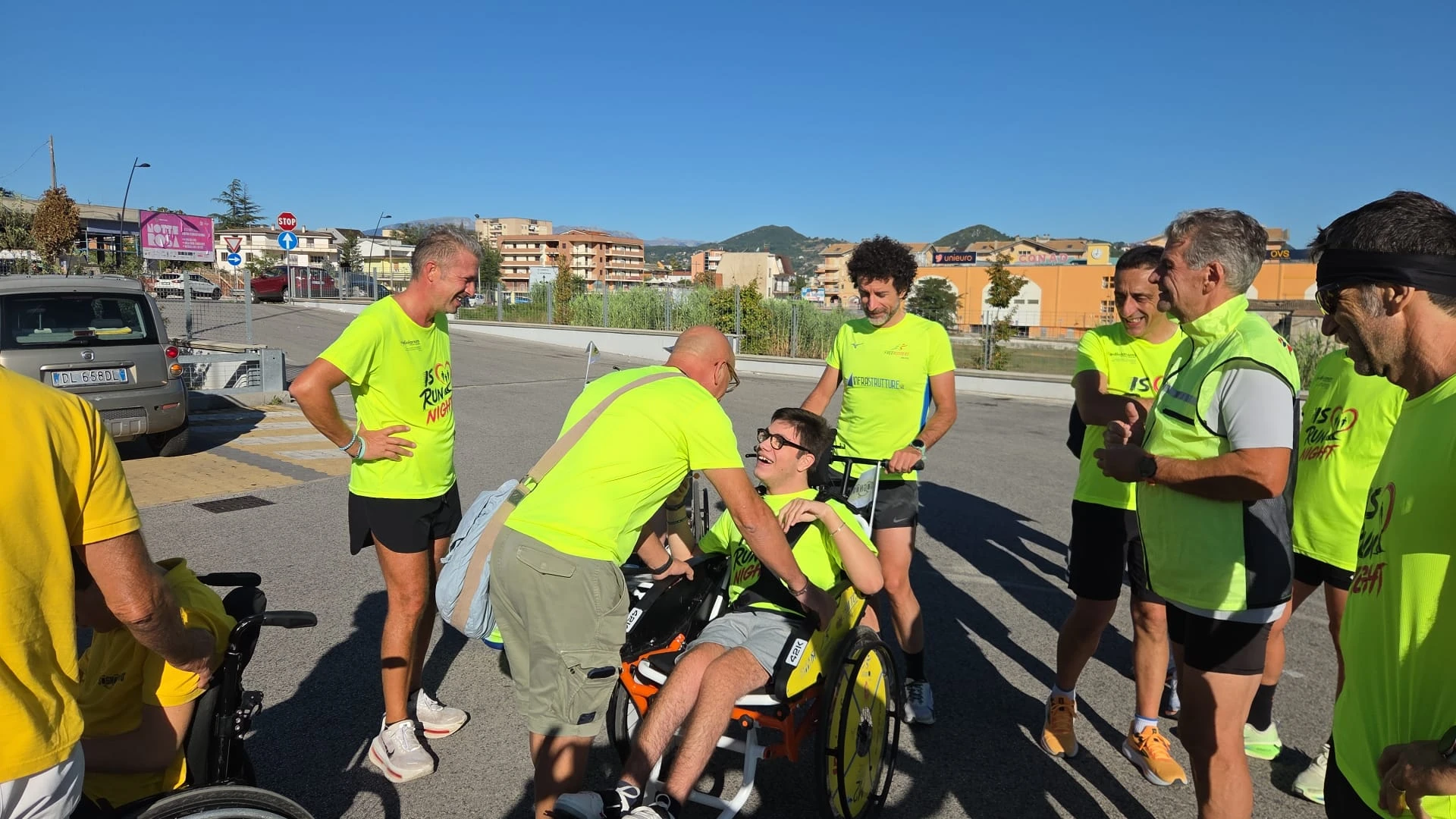 Isernia: gli atleti dell'Asd Free Runners insieme ai giovani di "Sogno Attivo". Ieri allenamento collettivo in zona "Le Piane' in citta'.